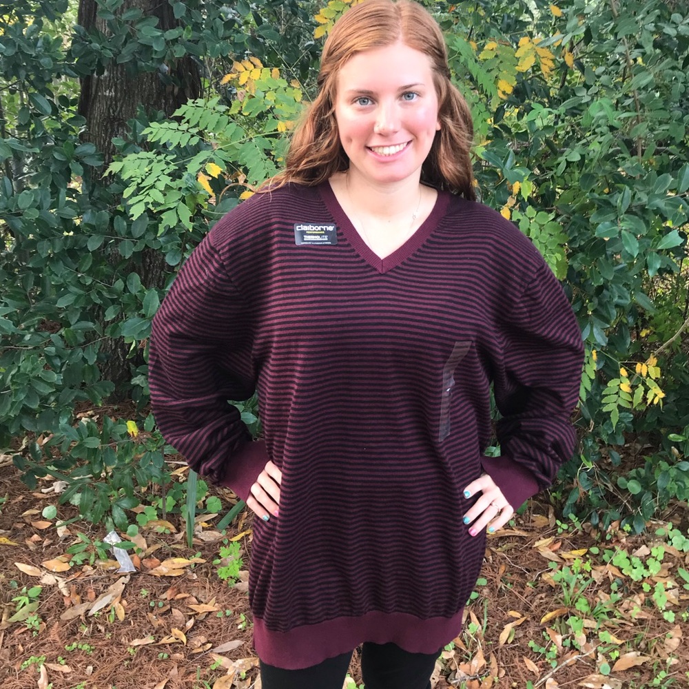 Claiborne Sweater - Picture 1 of 8